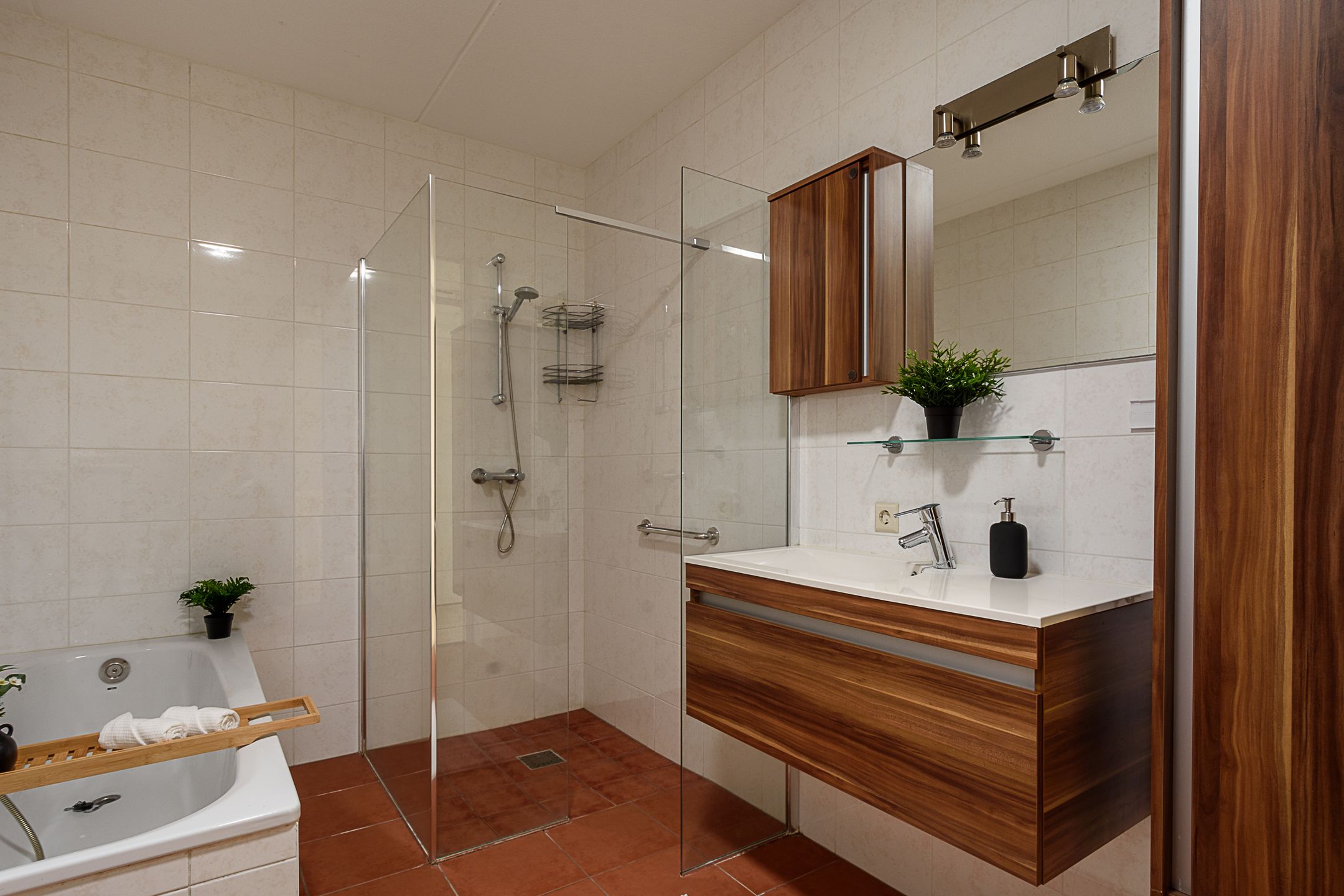 Photo 21 of Ambachtslaan 23