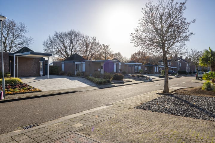 Foto 38 van Kapelaan Wijnensingel 51