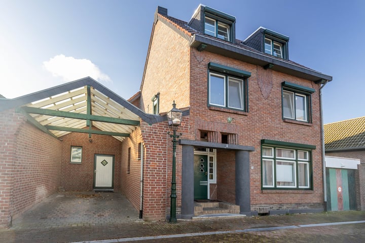 View photo 1 of Cremerstraat 26