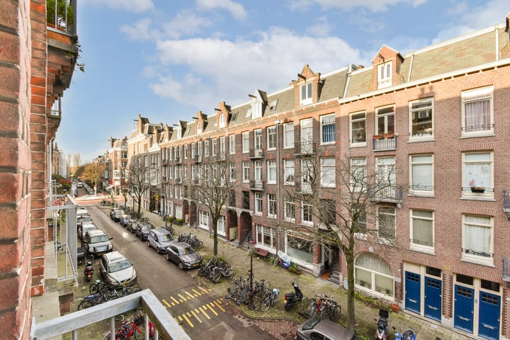 View photo 6 of Tolstraat 126-2