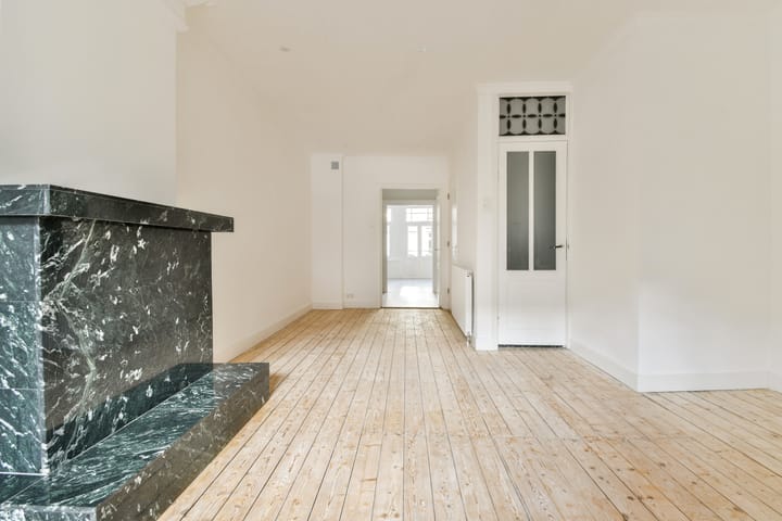 Foto 12 van Tolstraat 126-2