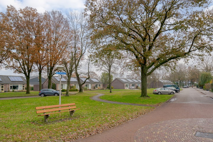 View photo 3 of J.L. Nijsinghweg 22