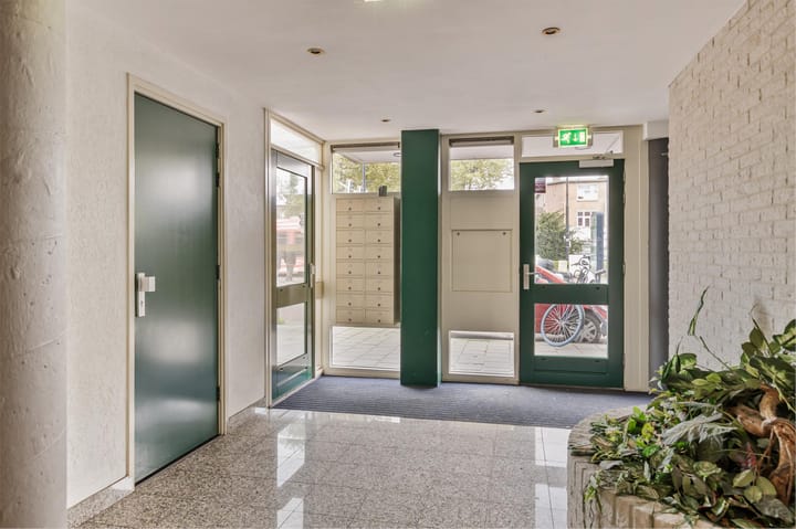 Foto 7 van Haagweg 2-F304