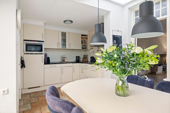 Foto 7 van Bloemstraat 79