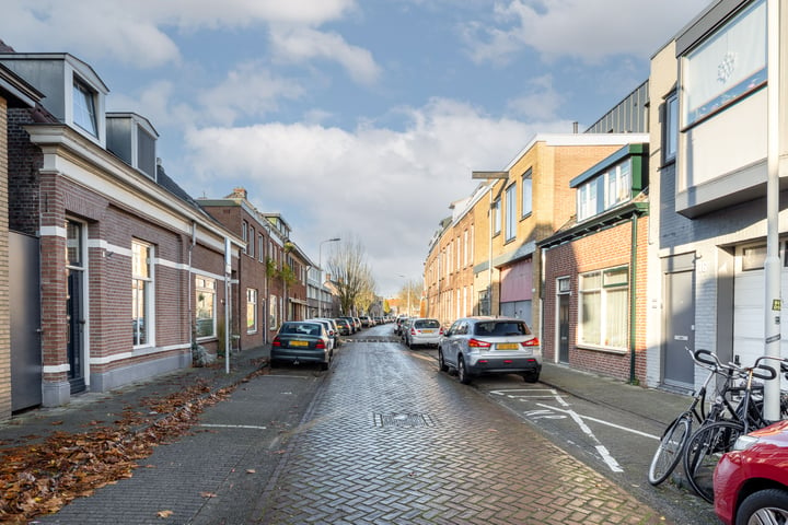 Bekijk foto 20 van Kolfbaanstraat 3