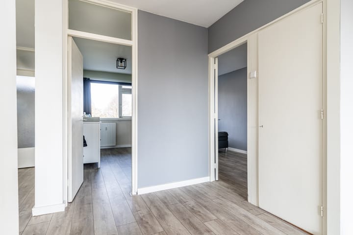 Foto 13 van Burgemeester Caan van Necklaan 252