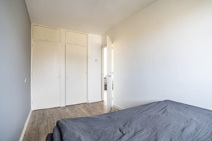 Foto 16 van Burgemeester Caan van Necklaan 252