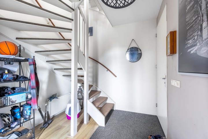 Foto 9 van Vuurvlinder 26