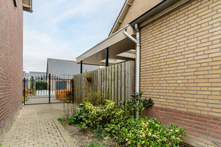 Foto 33 van Kerkstraat 11