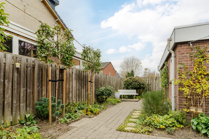 Foto 34 van Kerkstraat 11