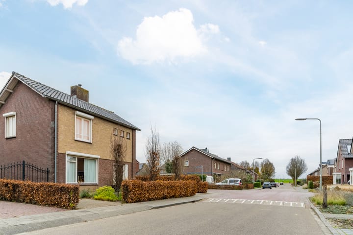 Foto 38 van Kerkstraat 11