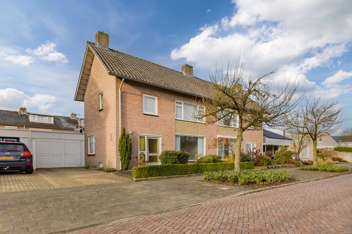 Foto 1 van Anemoonlaan 6