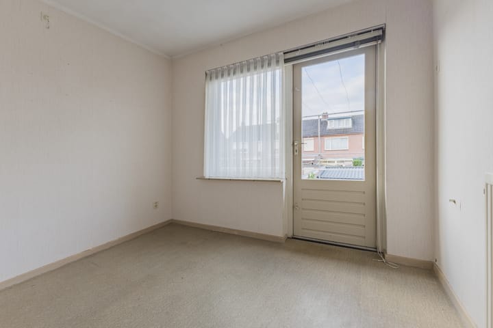 Foto 15 van Anemoonlaan 6