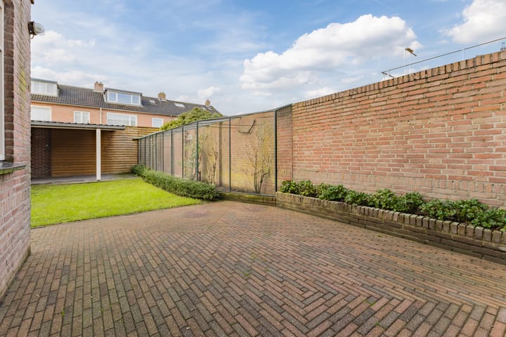 Foto 23 van Anemoonlaan 6