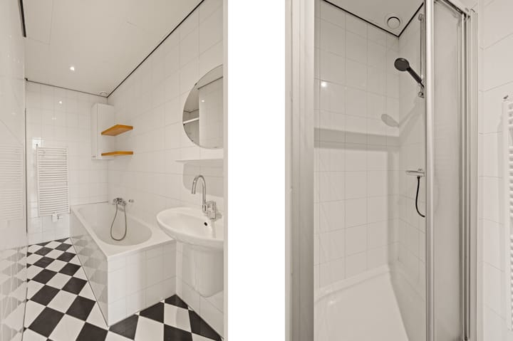 Photo 13 of Voorstraat 52-E