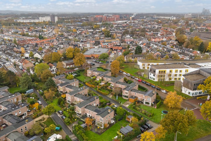 Foto 16 van Ten Oeverstraat 2