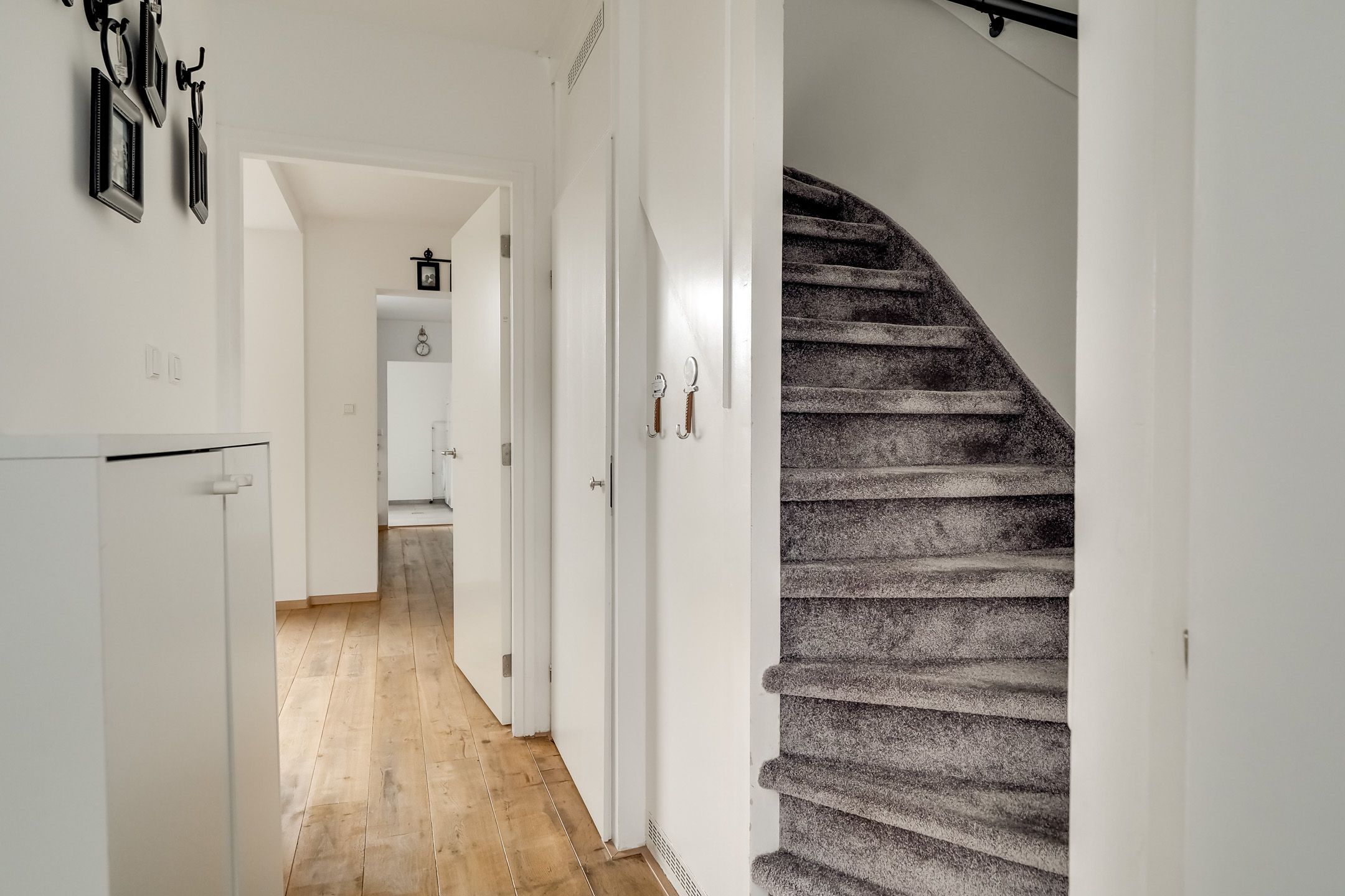 Foto 6 van Schoener 9