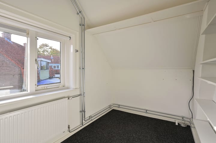 Foto 10 van Esdoornlaan 7