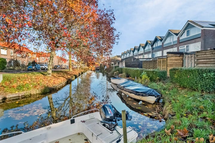 Photo 4 of Van Goghstraat 17