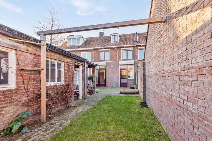 Foto 26 van Nachtegaallaan 36