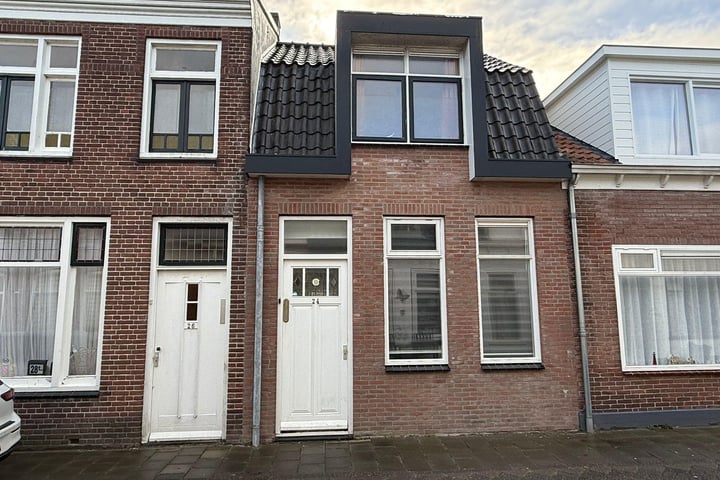 View photo 1 of Cornelis Evertsenstraat 24