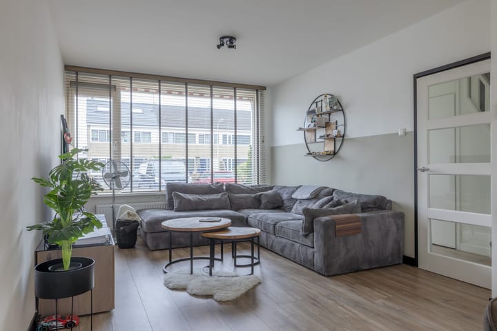 Foto 3 van Van Stolbergstrjitte 2