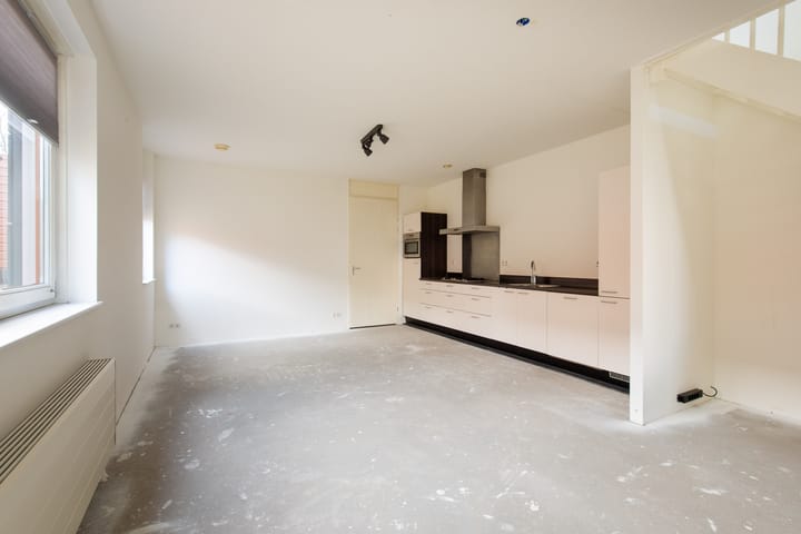 Photo 8 of Galileistraat 13