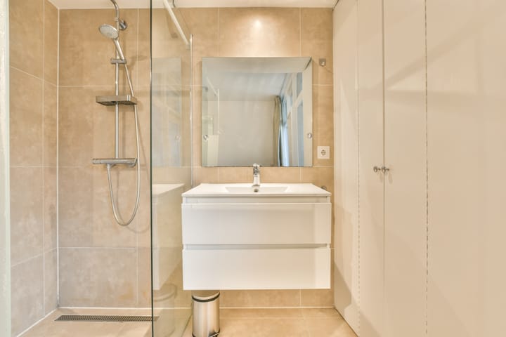 Photo 16 of Tongelaer 10-2