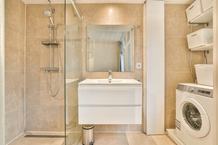 Photo 17 of Tongelaer 10-2