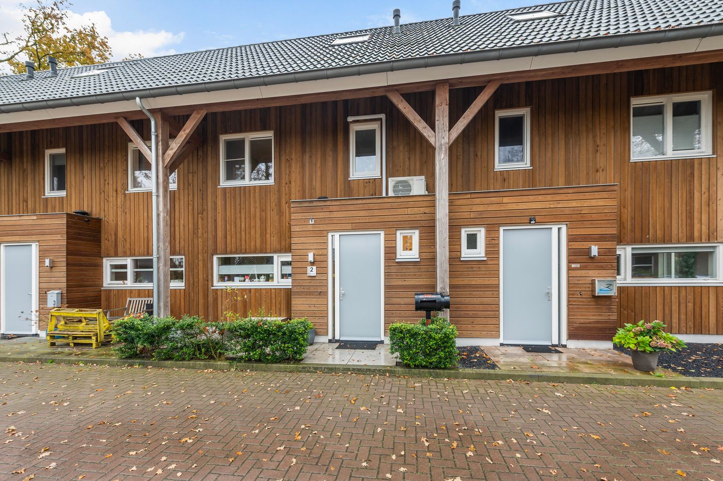 Foto 1 van Schoolderserf 2