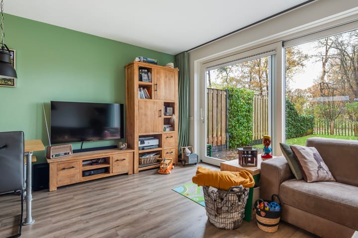 Foto 7 van Schoolderserf 2