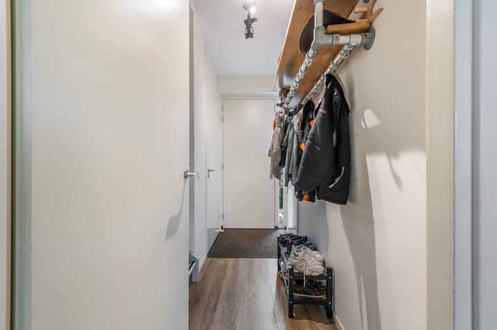 Foto 11 van Schoolderserf 2