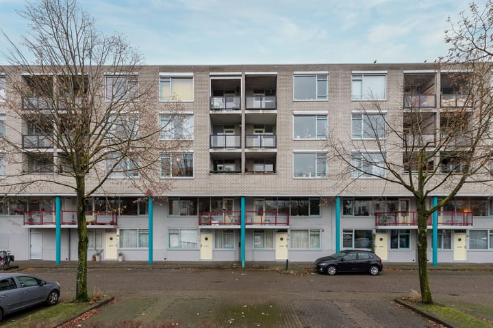 Foto 2 van Aartsbisschop Romerostraat 299