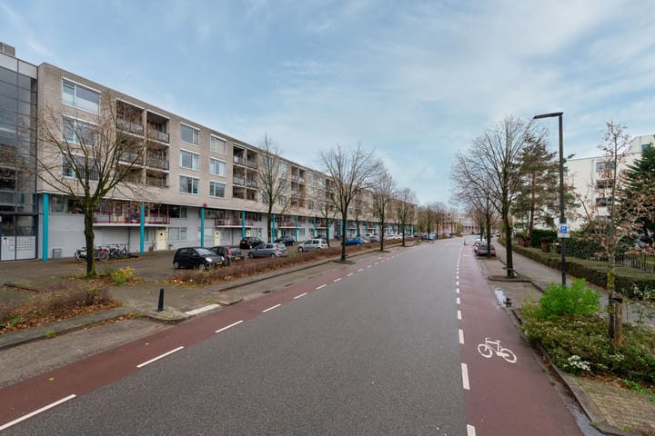 Foto 3 van Aartsbisschop Romerostraat 299