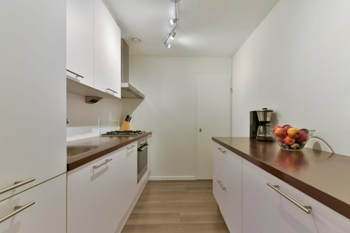 Foto 14 van Aartsbisschop Romerostraat 299