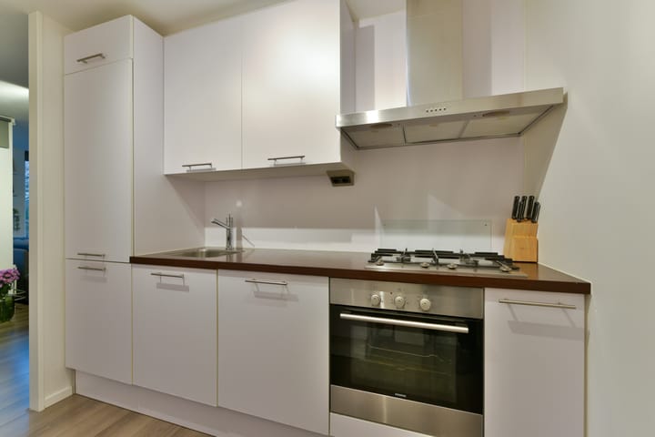 Foto 15 van Aartsbisschop Romerostraat 299