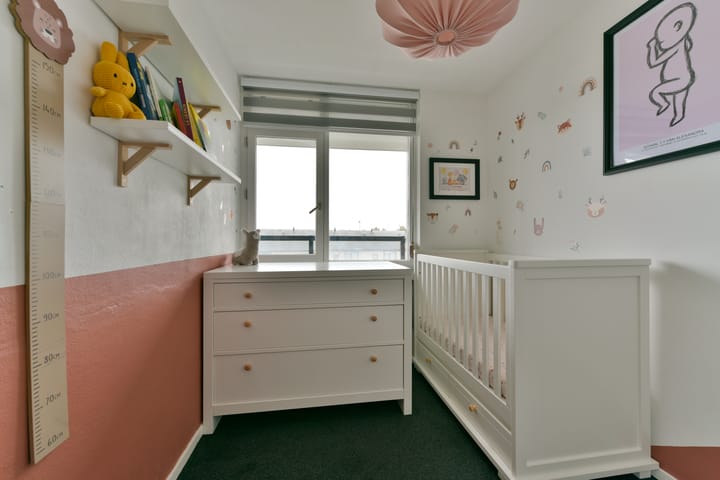 Foto 27 van Aartsbisschop Romerostraat 299