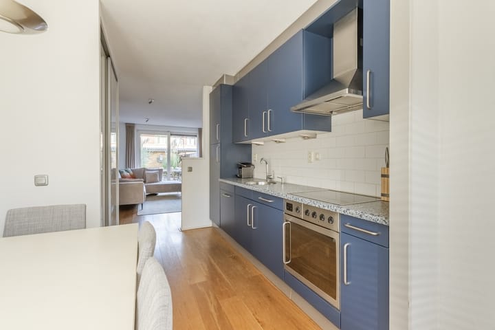 Foto 12 van Brederostraat 22