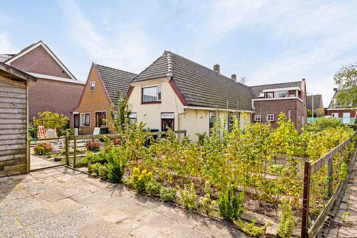 View photo 1 of Noordeinde 69