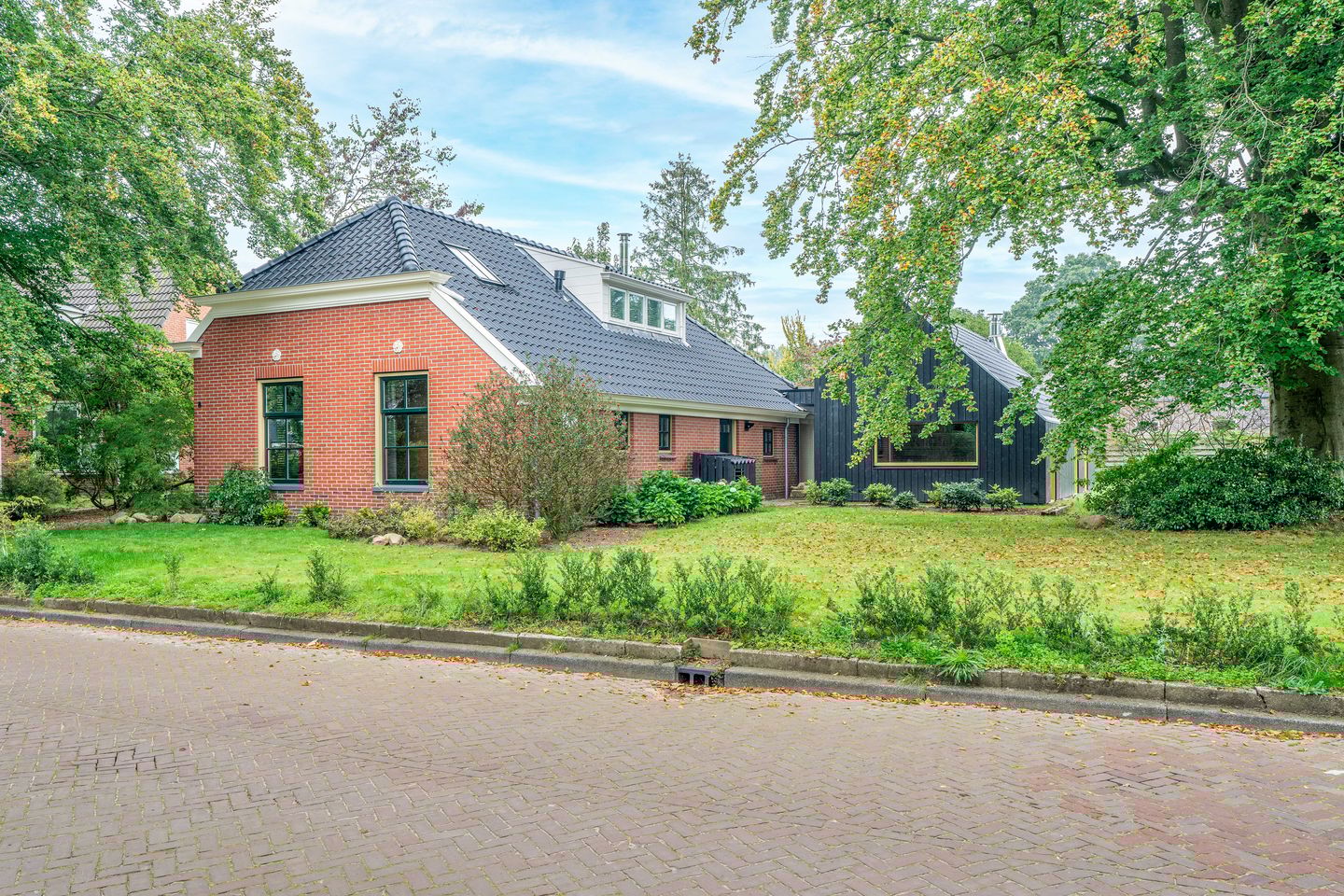 Foto 4 van Parallelweg 8