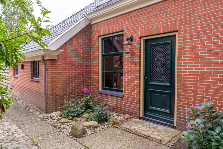 Foto 9 van Parallelweg 8