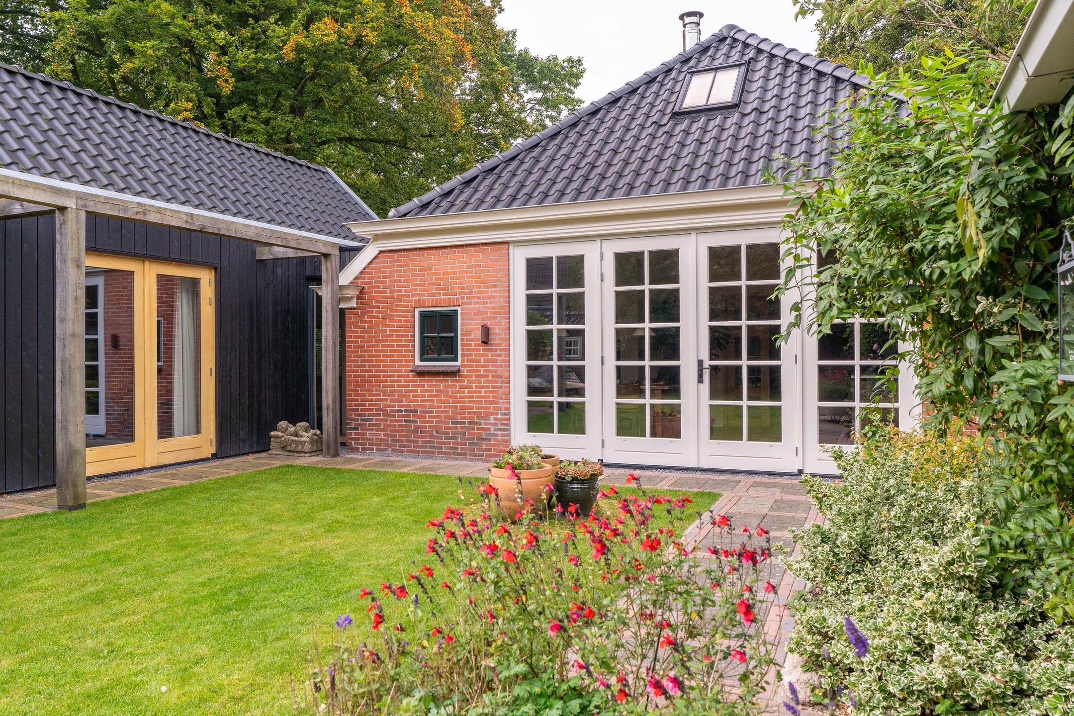 Foto 60 van Parallelweg 8