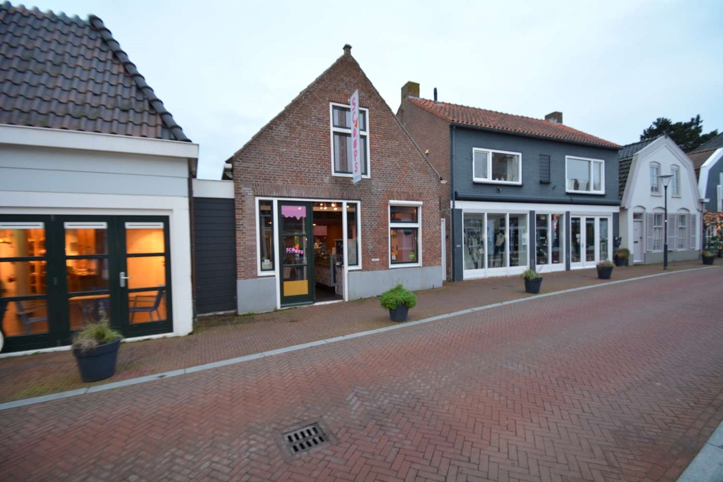 Bekijk foto 1 van Dorpsstraat 48