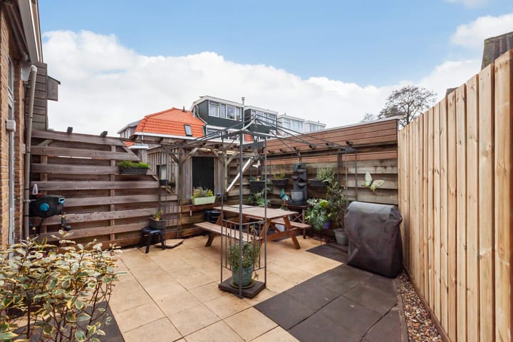 Foto 2 van Woudstraat 49