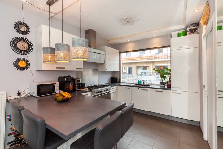 Foto 4 van Woudstraat 49