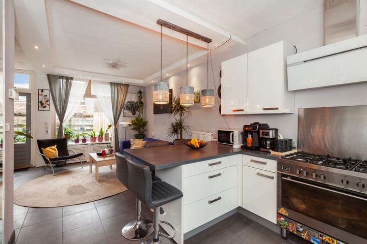 Foto 7 van Woudstraat 49