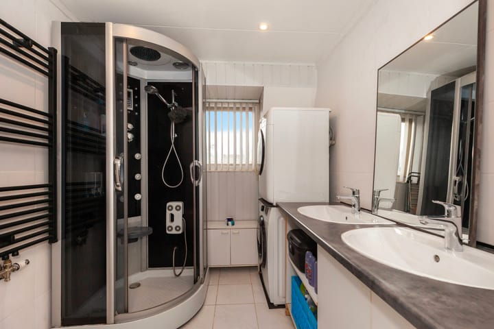 Foto 14 van Woudstraat 49