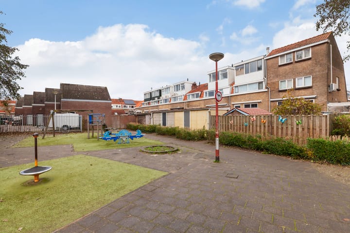 Foto 22 van Woudstraat 49