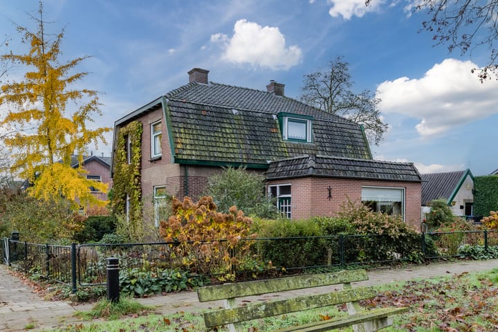 Foto 52 van M.C.Verloopweg 19