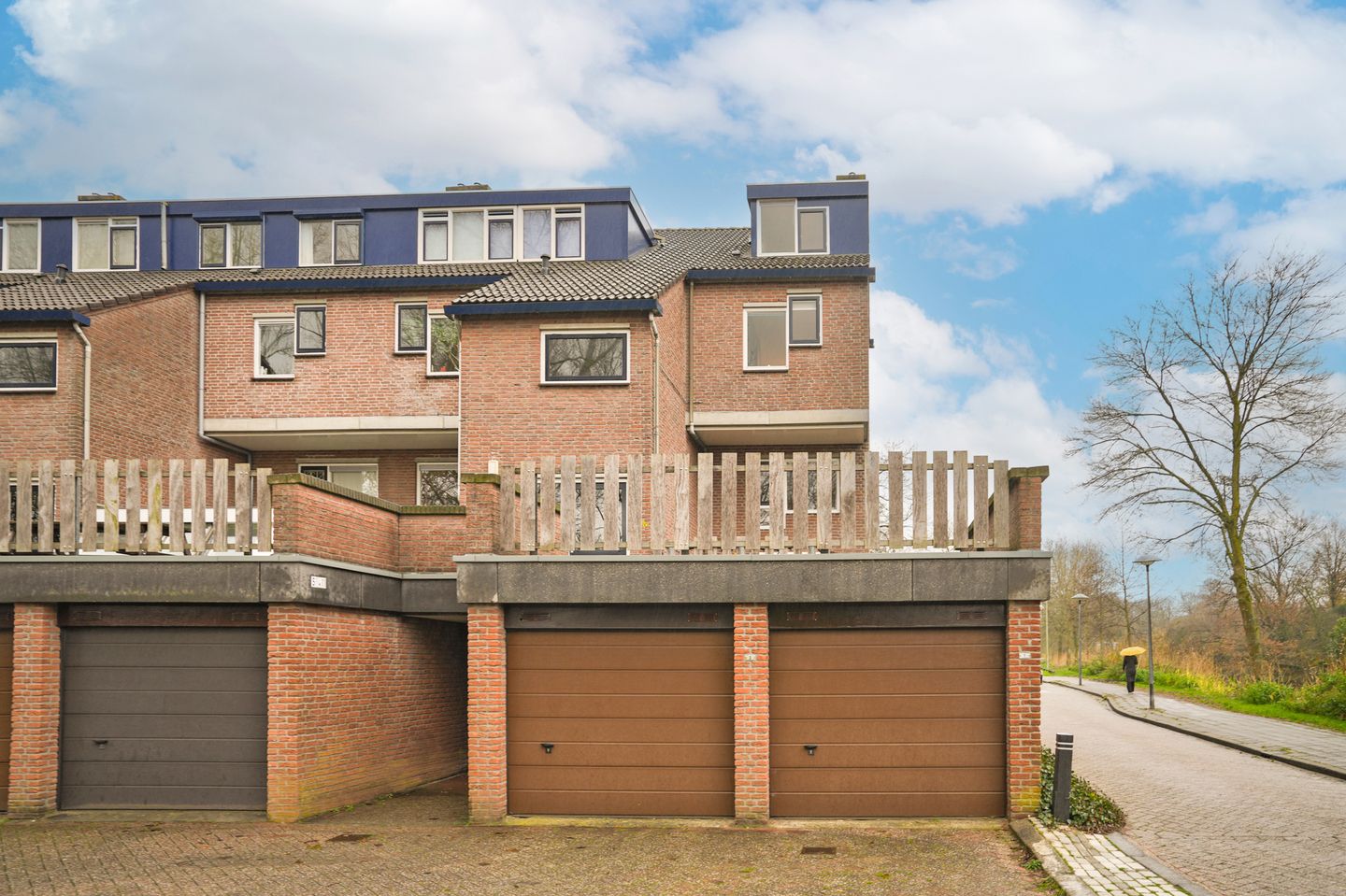 Foto 1 van Albert van Dalsumlaan 9